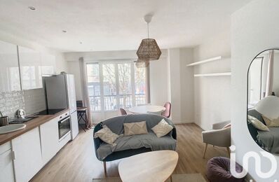 location appartement 1 200 € CC /mois à proximité de Marseille 6 (13006)