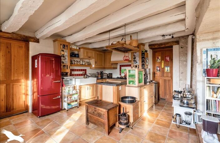 Maison en pierre de 8 pièces principales — photo 3