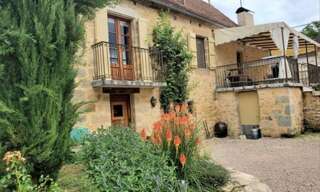 Maison 8 Pièces 202 m² à vendre à Rudelle (46120)