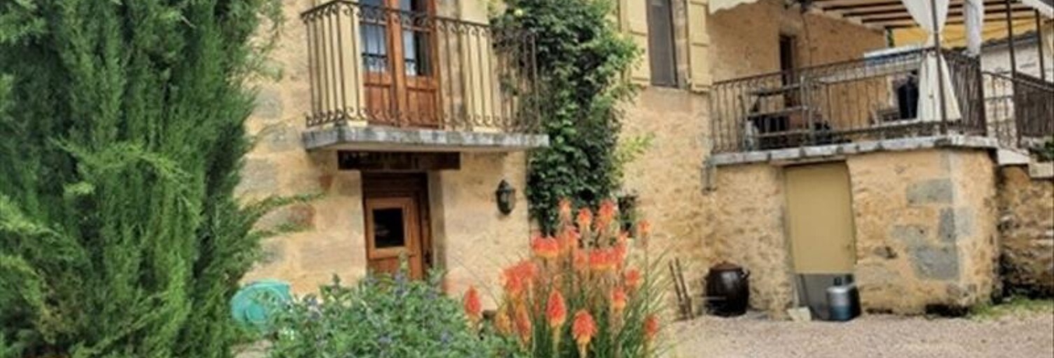 Maison 8 Pièces 202 m² à vendre à Rudelle (46120)