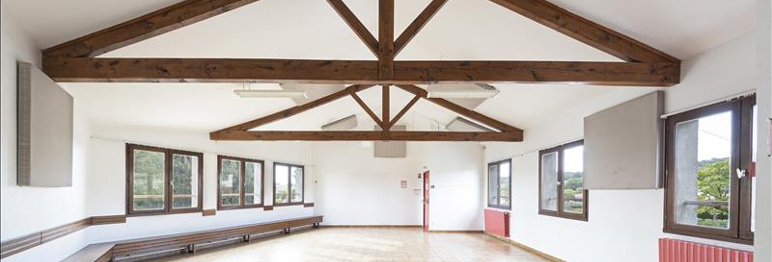 Immeuble   m² à vendre à Maurs (15600)