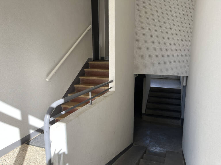 appartement rénové T4 avec cave et balcon — photo 1
