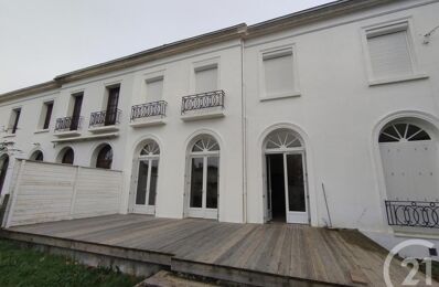 location maison 1 215 € CC /mois à proximité de Vensac (33590)