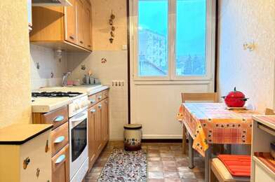 Appartement 4 pièces 134000 €