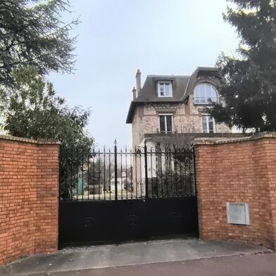 Maison 7 pièces 280 m²