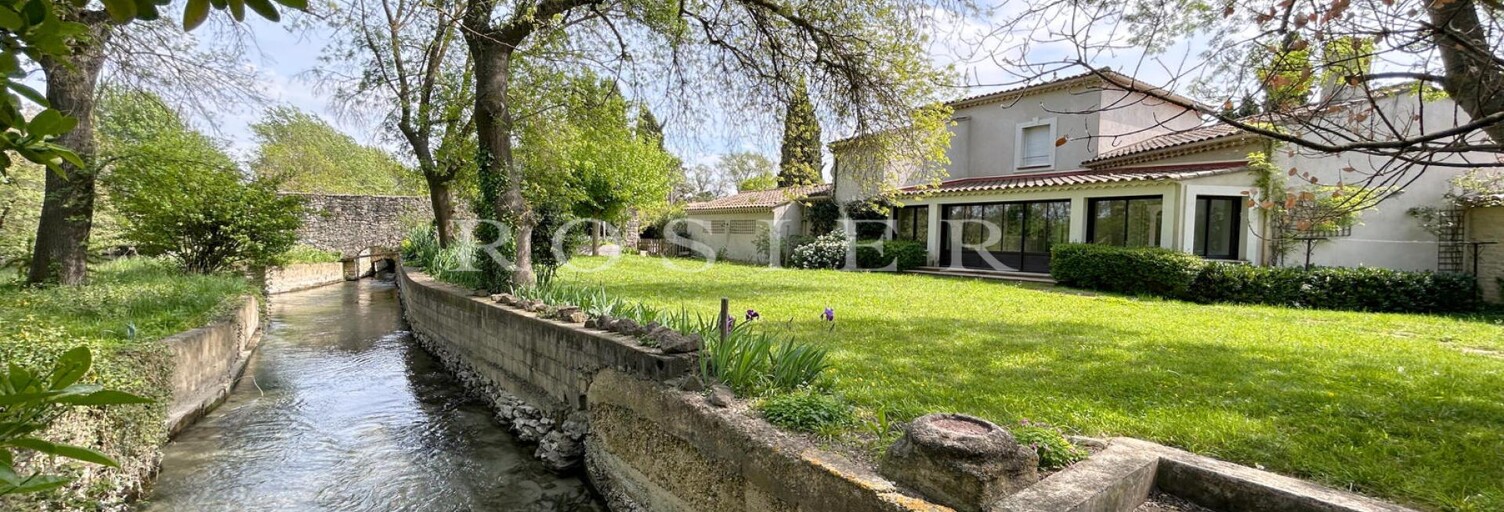 Maison 10 Pièces 188 m² à vendre à L'Isle-sur-la-Sorgue (84800)
