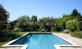 Maison 10 Pièces 188 m² à vendre à L'Isle-sur-la-Sorgue (84800)