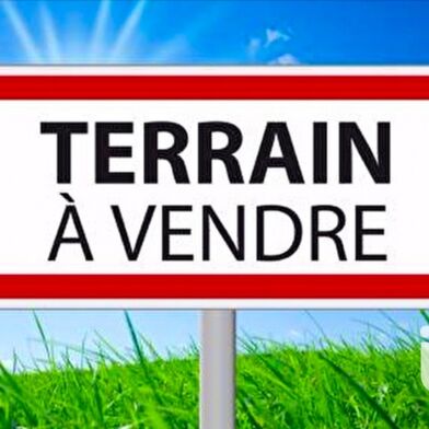 Terrain  630000 €