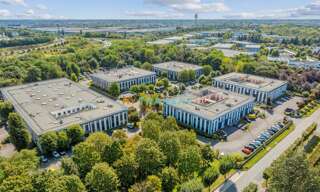 Local industriel   m² à louer à Lisses (91090)