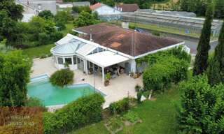 Maison 8 Pièces 240 m² à vendre à Pouillon (40350)