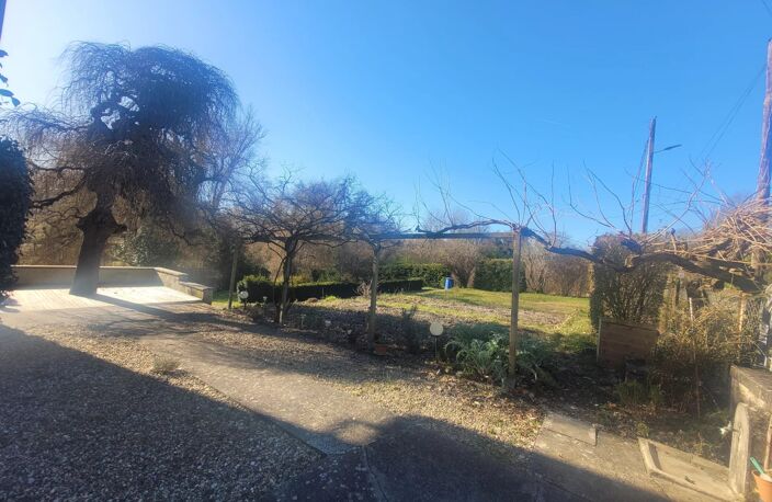 EXCLUSIVITÉ – MAISON DE CARACTÈRE AVEC GRAND JARDIN À POUDENAS — photo 2