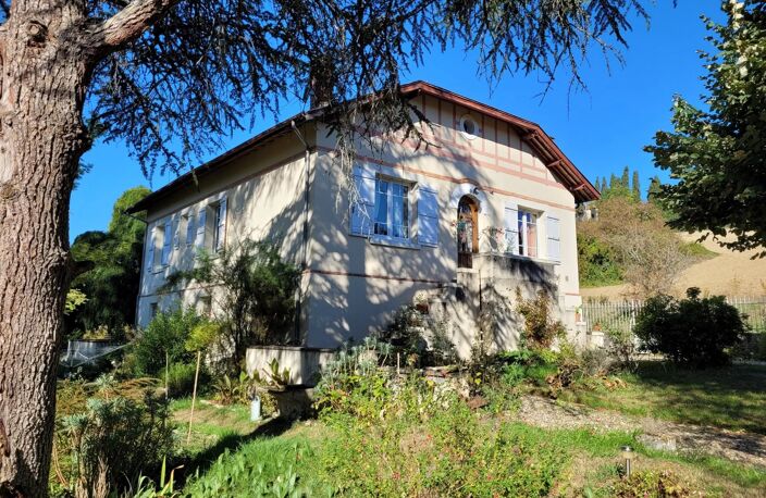 EXCLUSIVITÉ – MAISON DE CARACTÈRE AVEC GRAND JARDIN À POUDENAS — photo 3