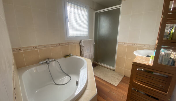 Villa / Maison 9 pièces  à vendre Vailhauquès 34570