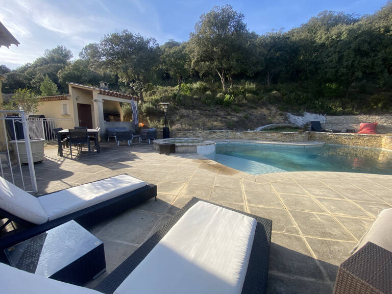 maison familiale sur terrain de 1188 m2 avec piscine — photo 1