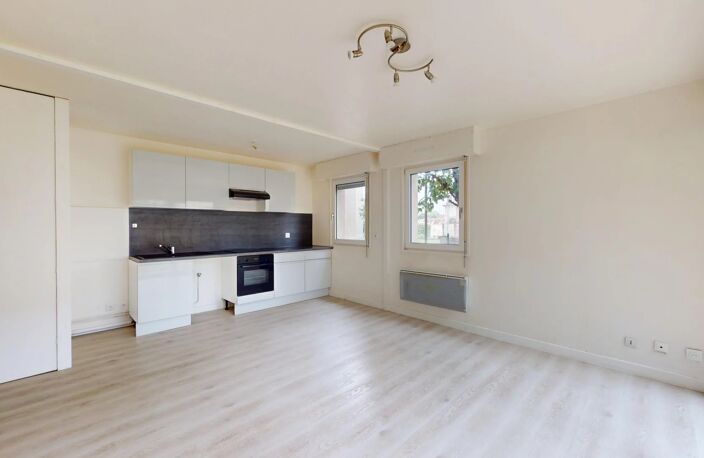 A LOUER - Appartement 2 pièces à CHARTRES en rez de jardin — photo 3