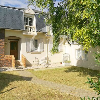 Maison 7 pièces 748000 €