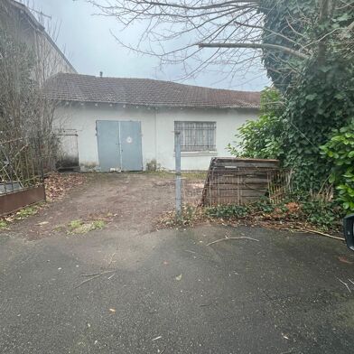 Maison 2 pièces 85500 €