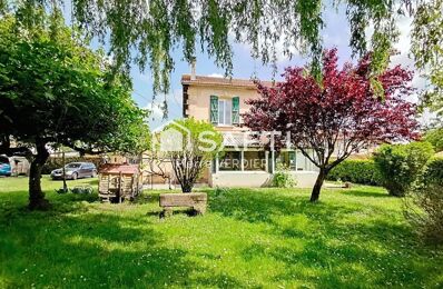 vente maison 275 000 € à proximité de Saint-Vivien-de-Blaye (33920)