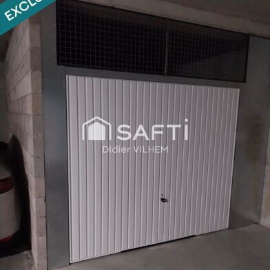 Garage  32000 €