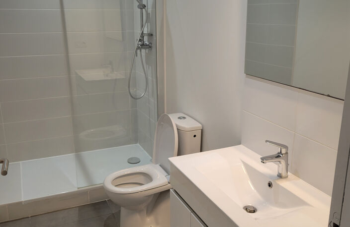 A VENDRE : APPARTEMENT T3 - BORDEAUX CENTRE — photo 2
