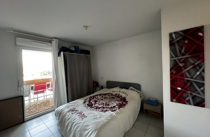 T2 dans immeuble sécurisé avec 2 extérieurs et 2 parkings — photo 4