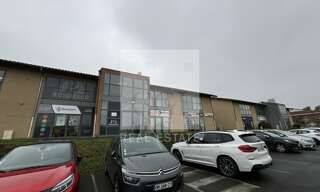 Bureau  200 m² à louer à Limas (69400)