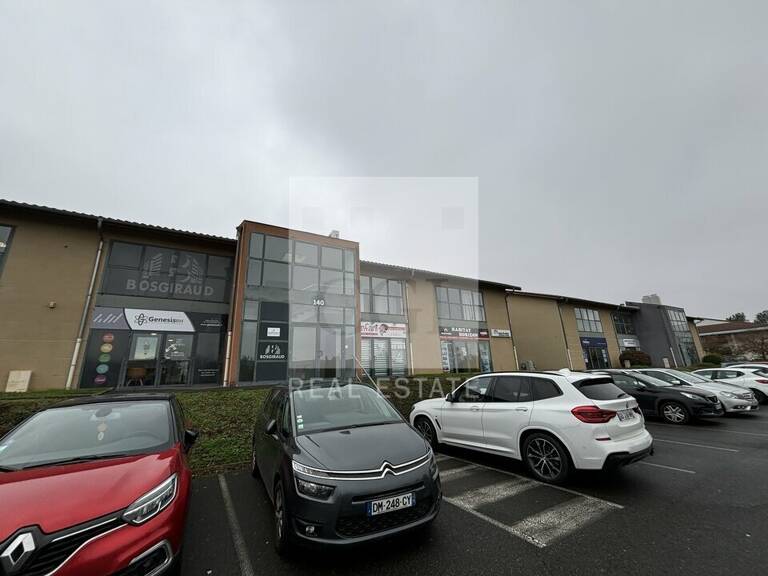 BUREAUX à LOUER — photo 1