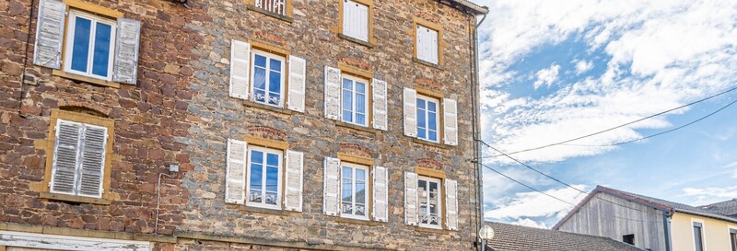 Immeuble  207 m² à vendre à Amplepuis (69550)