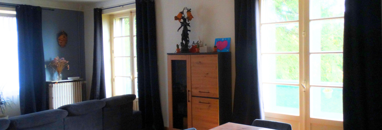 Maison 10 Pièces 194 m² à vendre à Étival-Clairefontaine (88480)