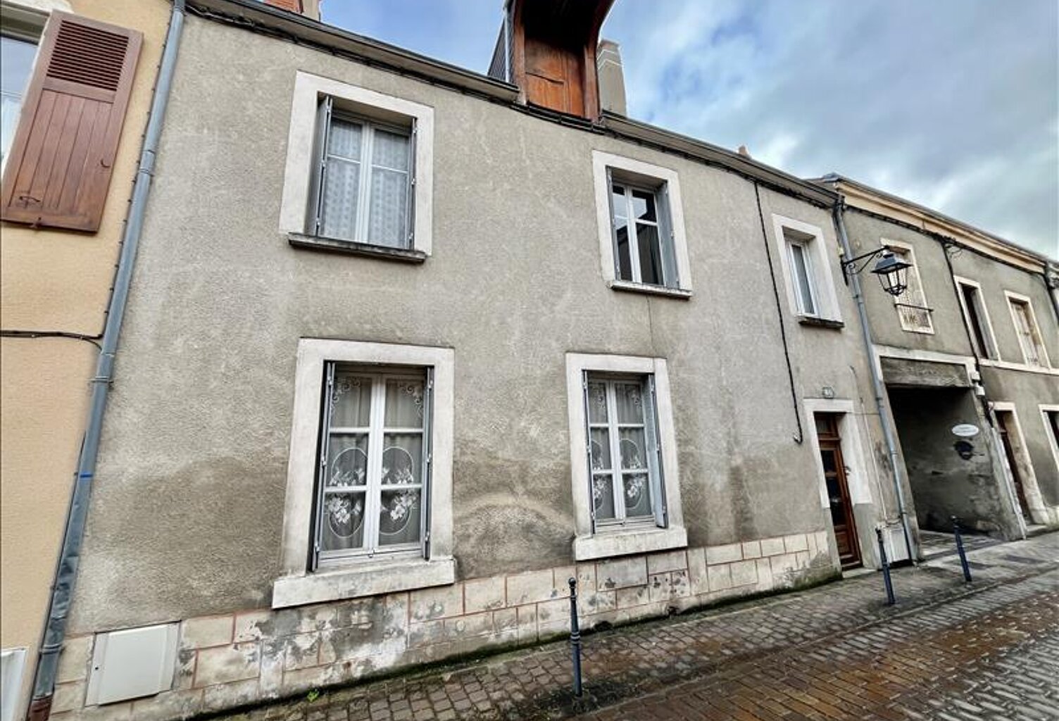 Maison de ville de 6 pièces principales — photo 1