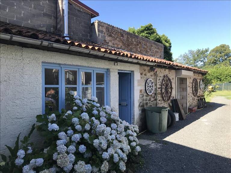 Maison de ville de 6 pièces principales — photo 1