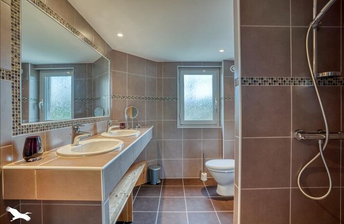 Maison en pierre de 8 pièces principales — photo 4