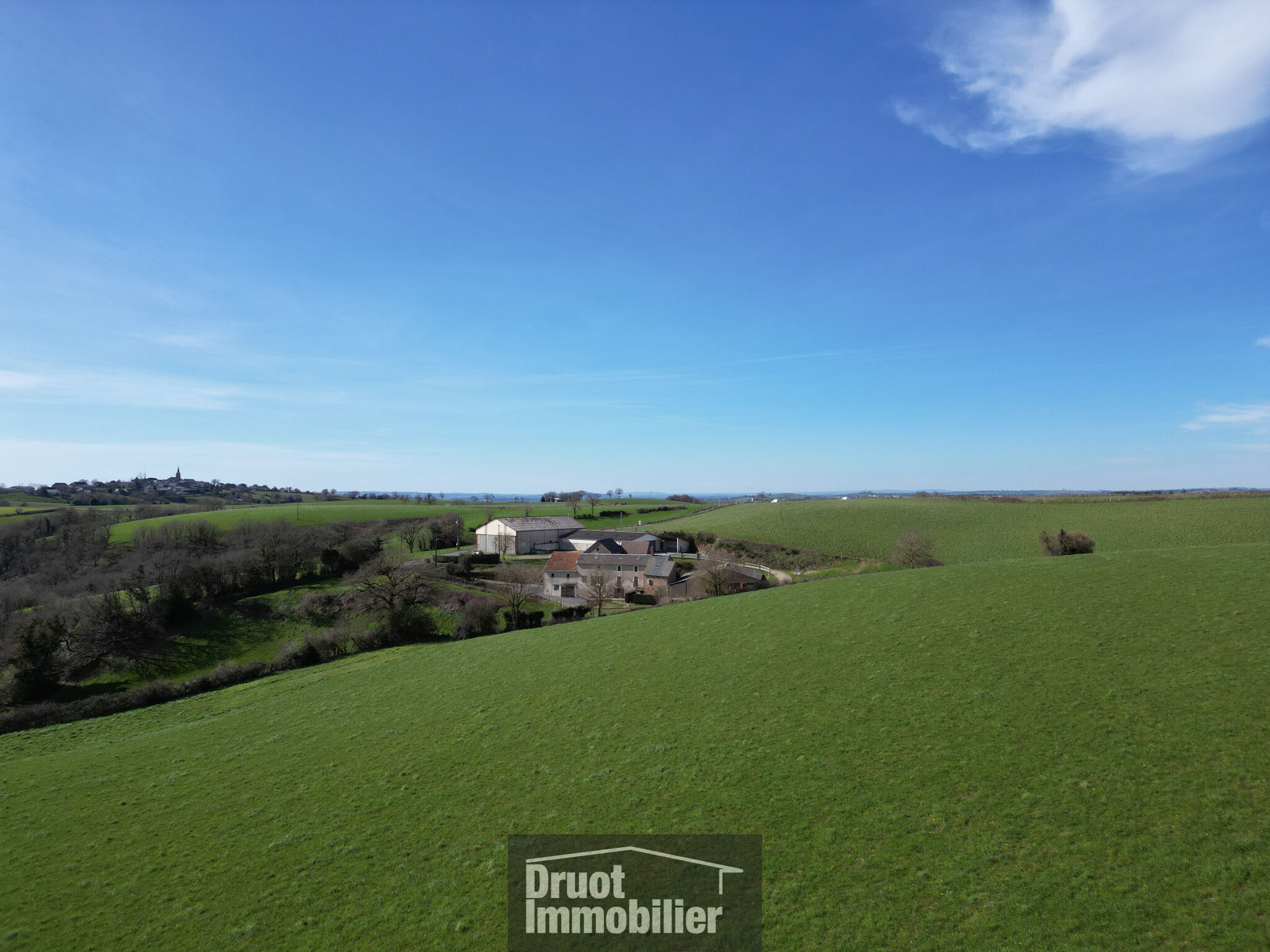 Villa / Maison  T6 à vendre Connac 12170