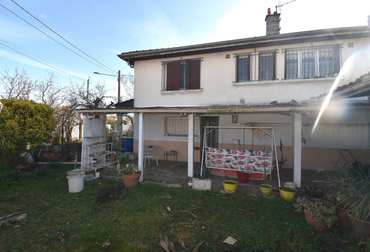 Maison dans un secteur résidentiel — photo 1