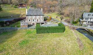 Maison 8 Pièces 205 m² à vendre à Coubisou (12190)