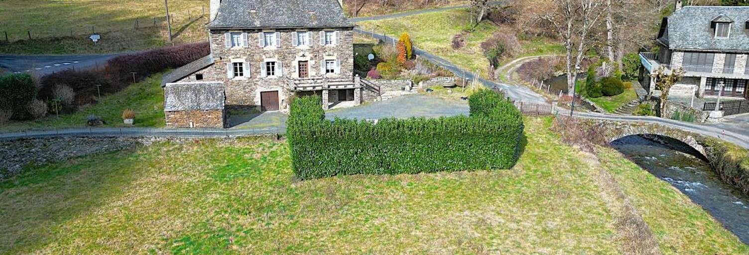 Maison 8 Pièces 205 m² à vendre à Coubisou (12190)