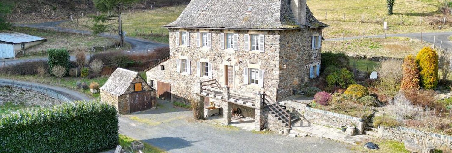 Maison 8 Pièces 205 m² à vendre à Coubisou (12190)