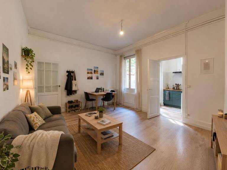 Appartement À Vendre — photo 1