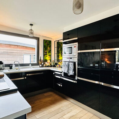 Maison 5 pièces 550000 €