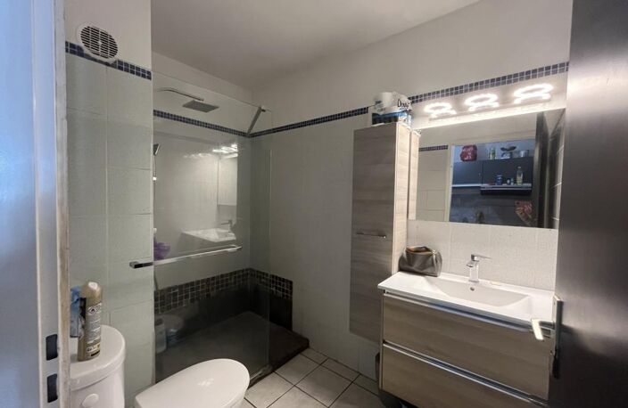 A VENDRE EN EXCLUSIVITE STUDIO A SAINT GILLES LES BAINS — photo 3