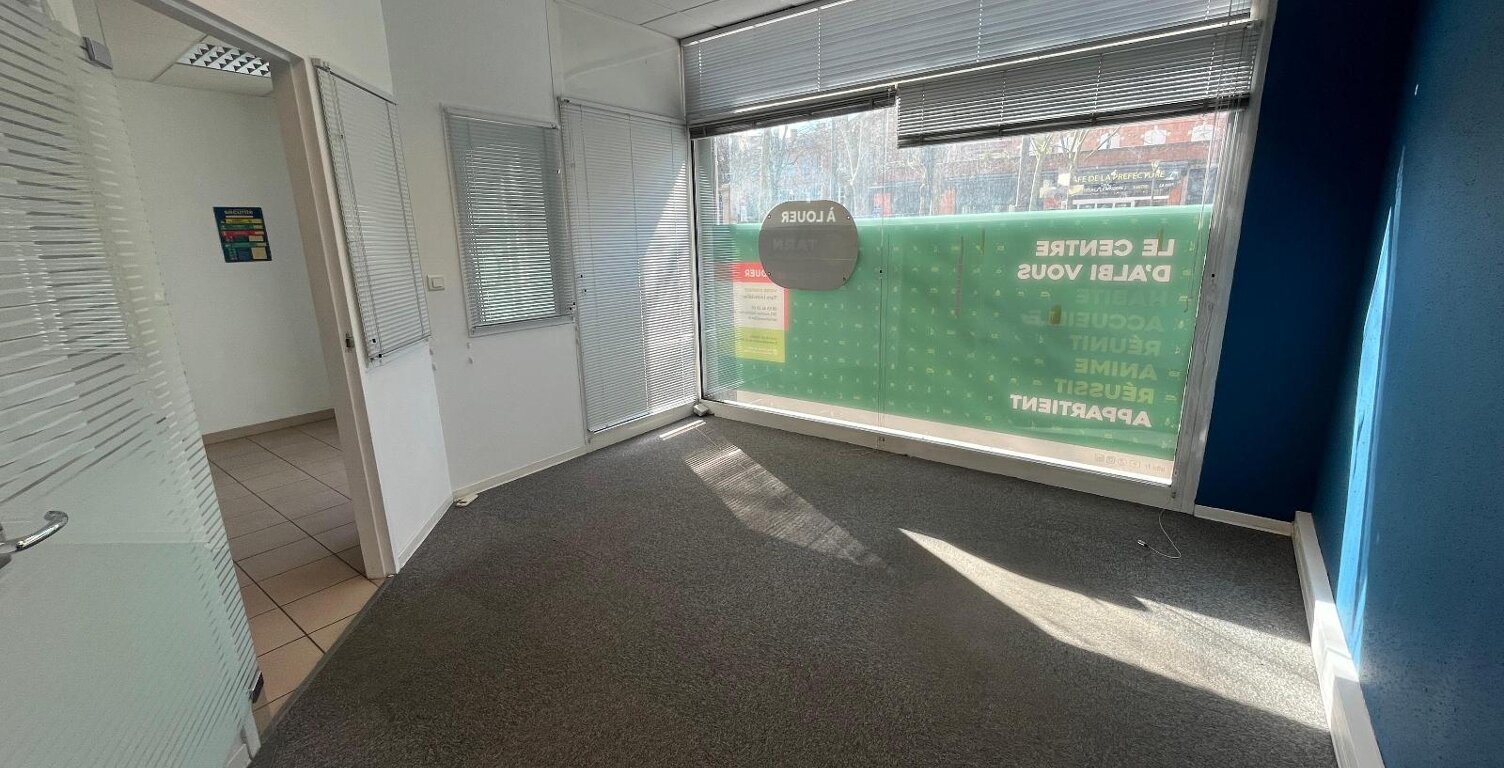 Location commerce  90 m² à Albi (81000) — photo 1