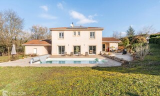 Maison 8 Pièces 220 m² à vendre à Lachassagne (69480)