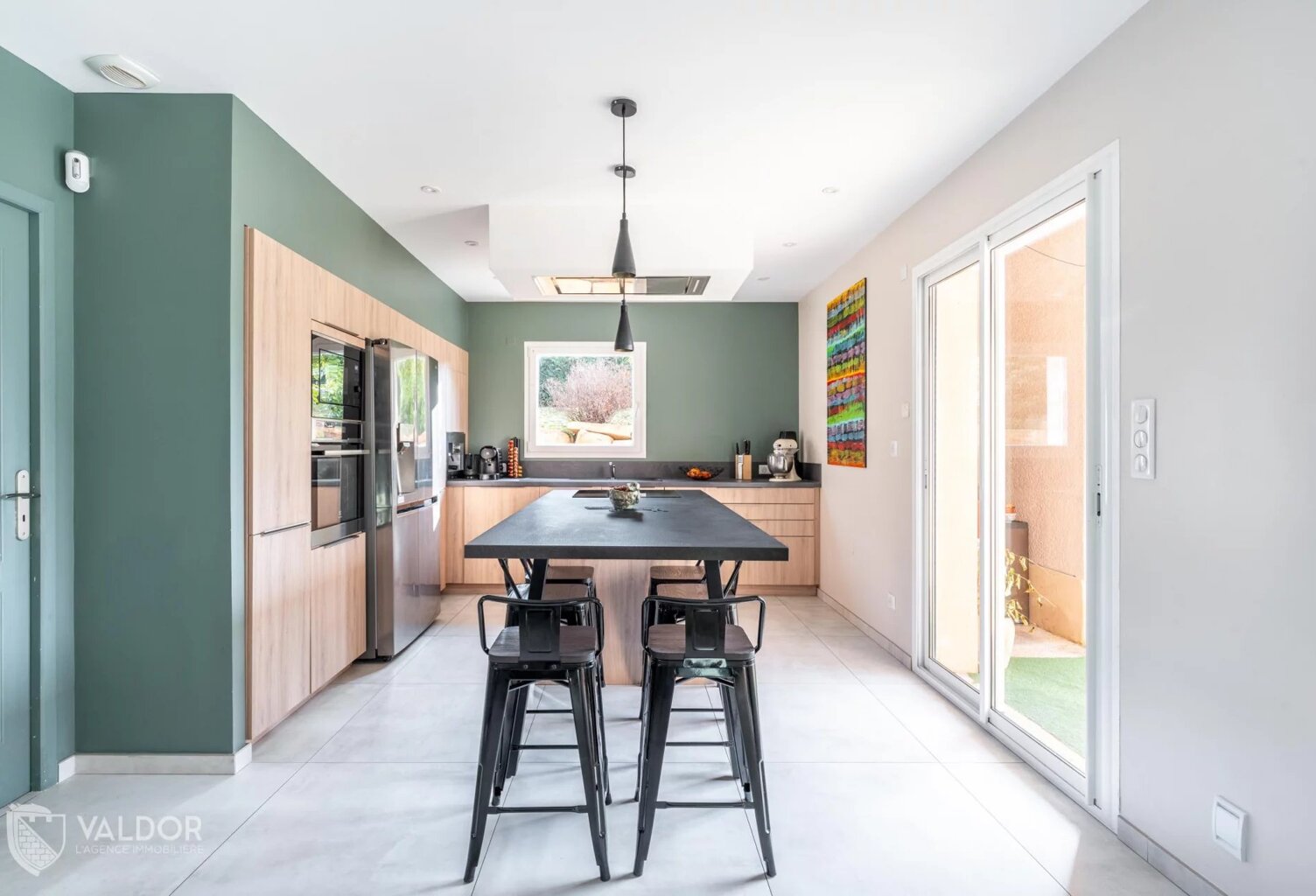 Maison familiale sur un terrain de 2400 m² — photo 1