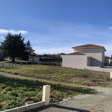 Terrain  135000 €