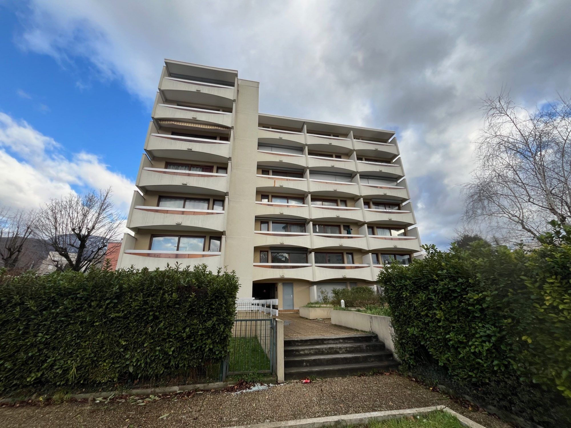 Parking  à louer Grenoble 38100