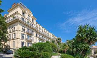 Bureau 8 Pièces 274 m² à vendre à Nice (06000)