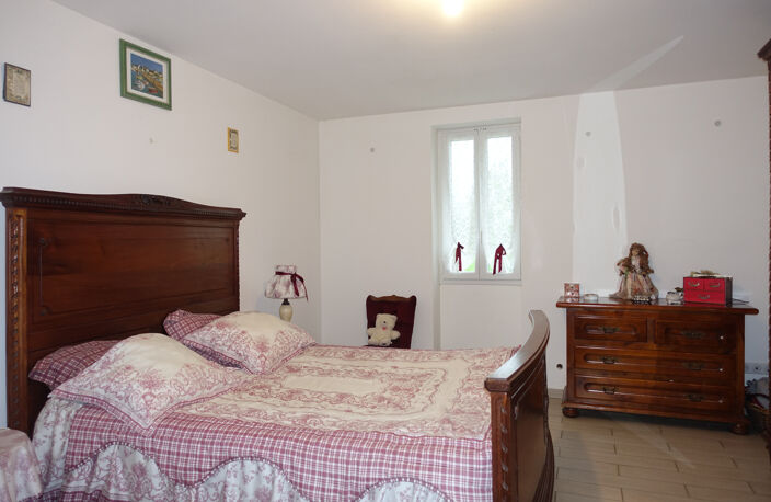 MAISON A LOUER A AILLAS — photo 4