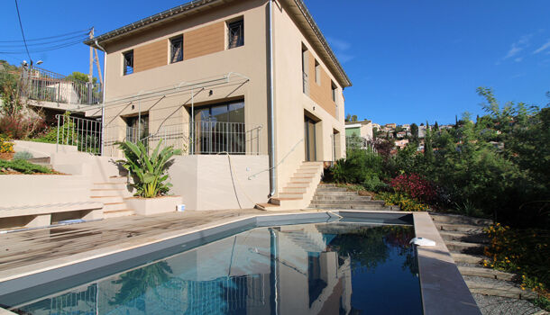 Villa / Maison 5 pièces  à vendre Hyères 83400