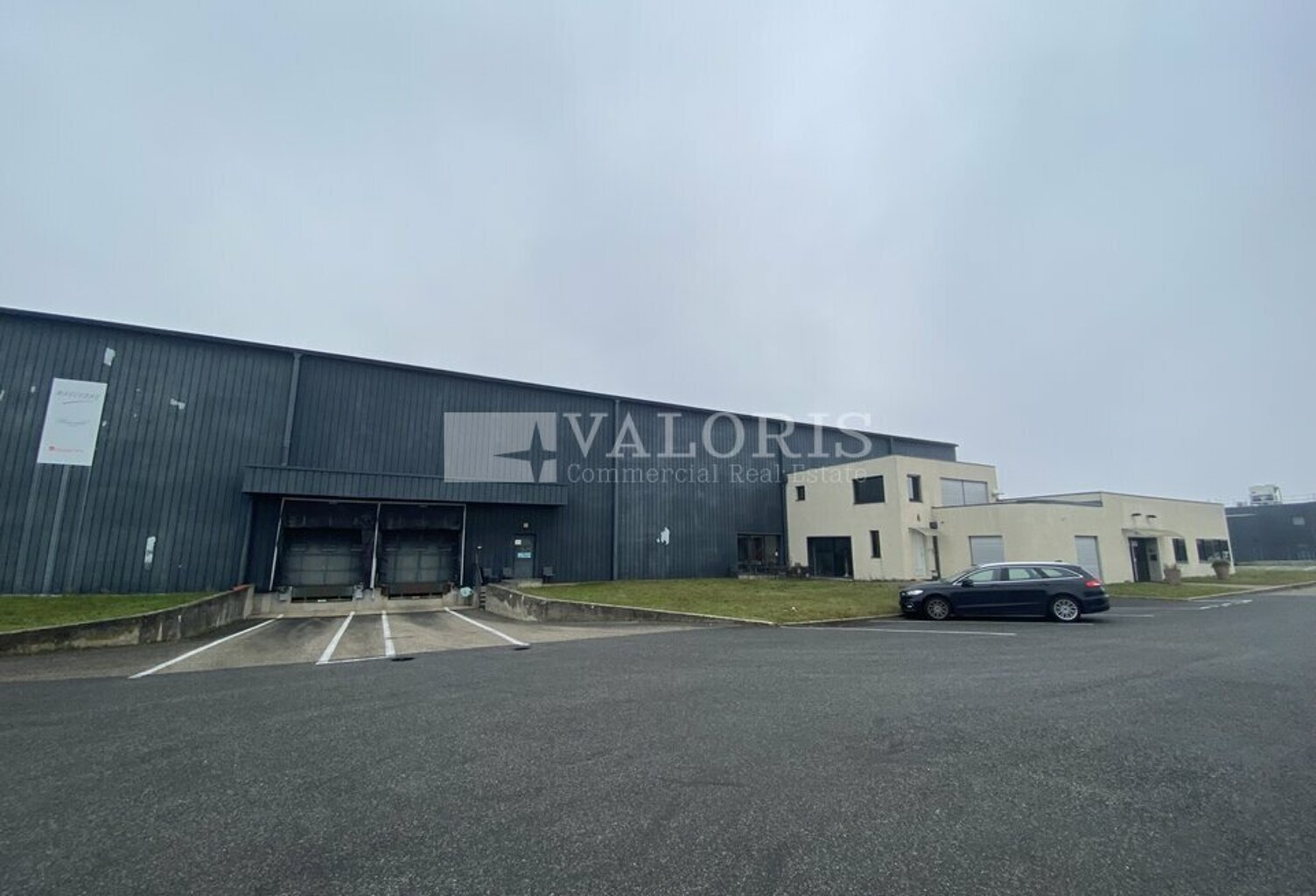 ENTREPOT - LOGISTIQUE à LOUER — photo 1