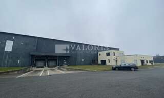 Commerce  3930 m² à louer à Saint-André-de-Corcy (01390)